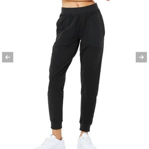 Alo Yoga Women’s Co-Op Pants